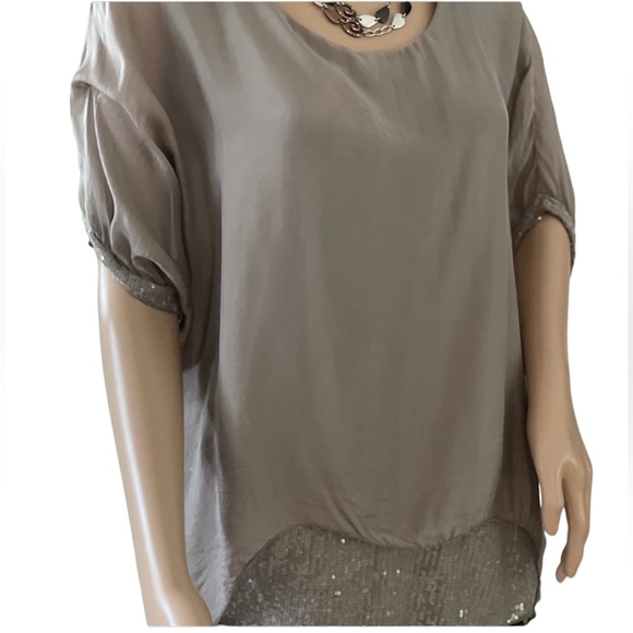 NTbyAmati  Silk Taupe Top w Sequin Embellishment One Size  Made in Italy - Picture 6 of 11